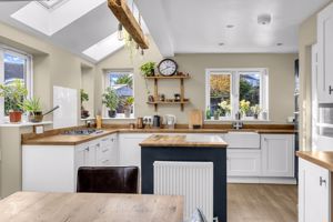 Photo 35- click for photo gallery